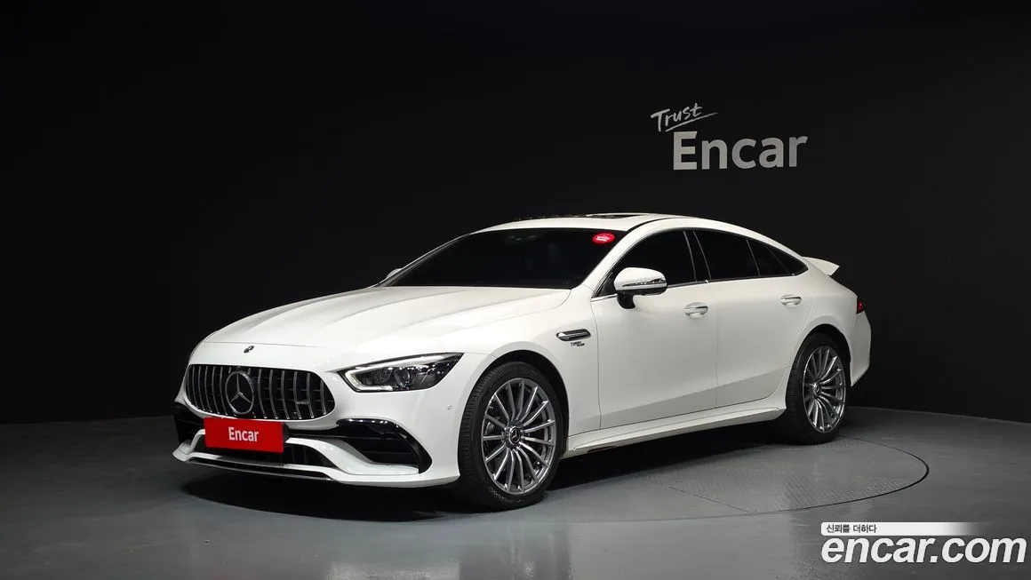 Mercedes-Benz AMG GT — фото 1