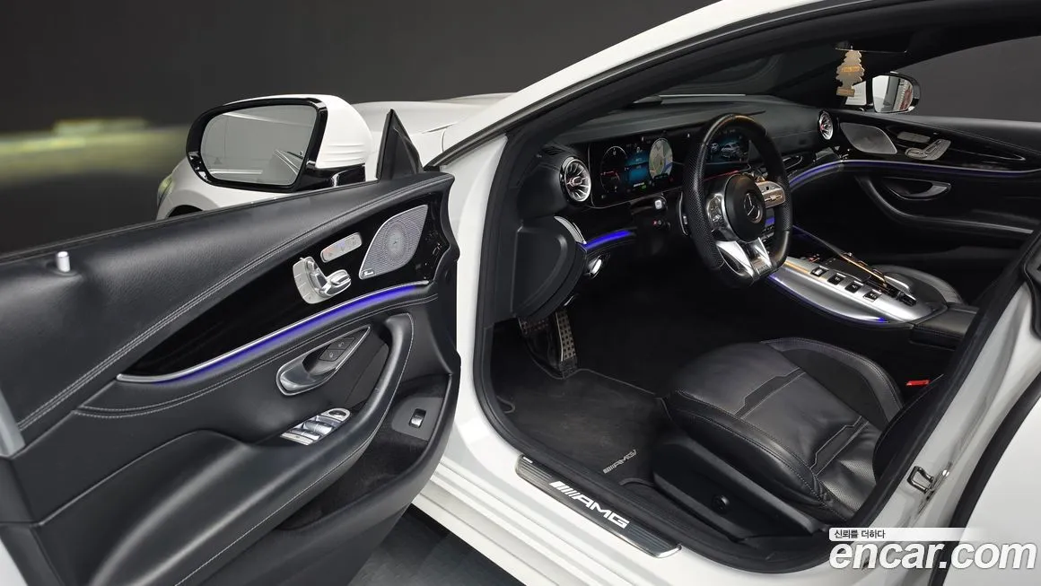 Mercedes-Benz AMG GT — фото 6