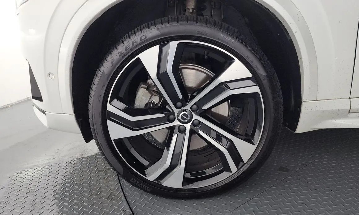 Volvo XC90 2021 из KR, фото 2