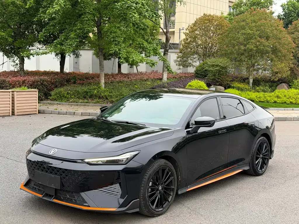 Changan UNI-V — фото 9