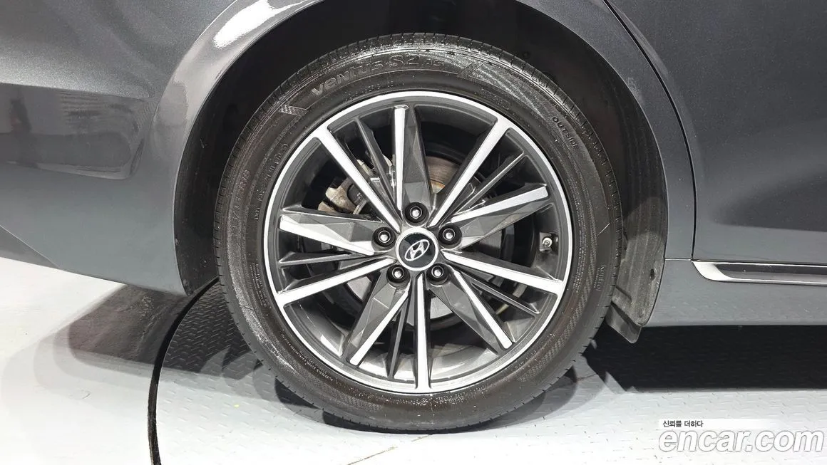 Hyundai Grandeur 2023 из KR, фото 9