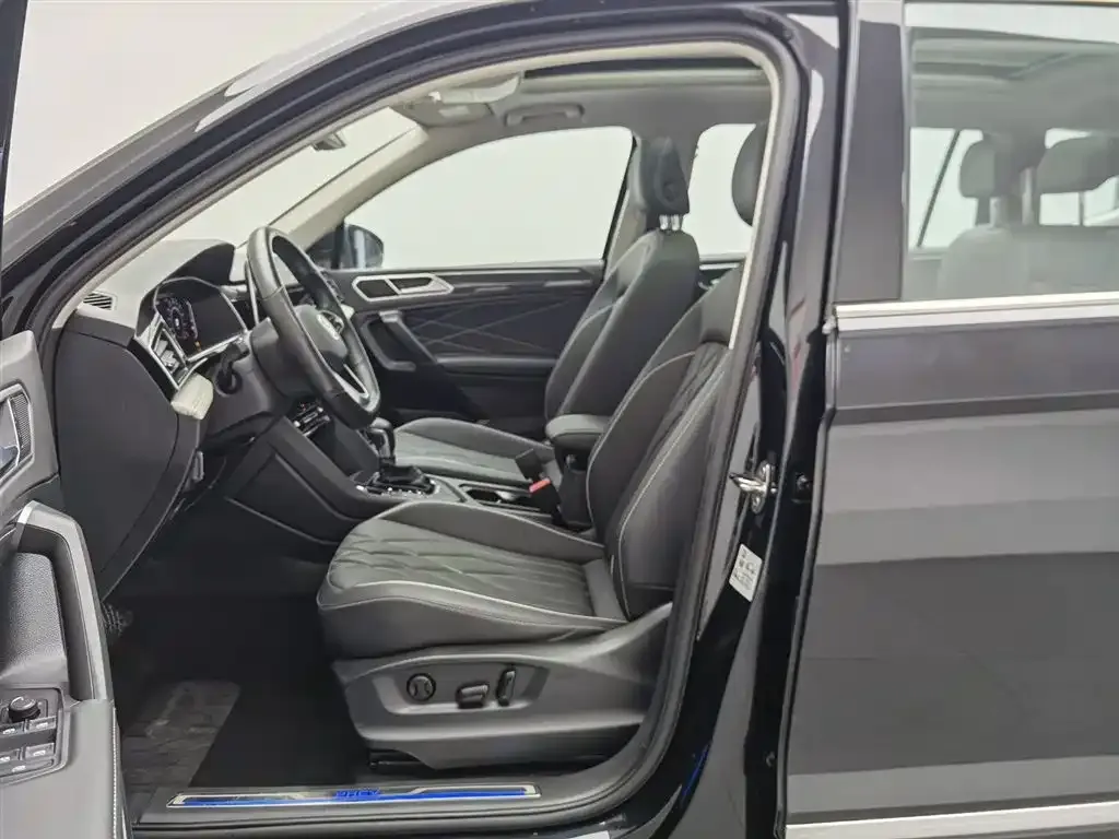 Volkswagen Tiguan L New Energy 2024 из CN, фото 8