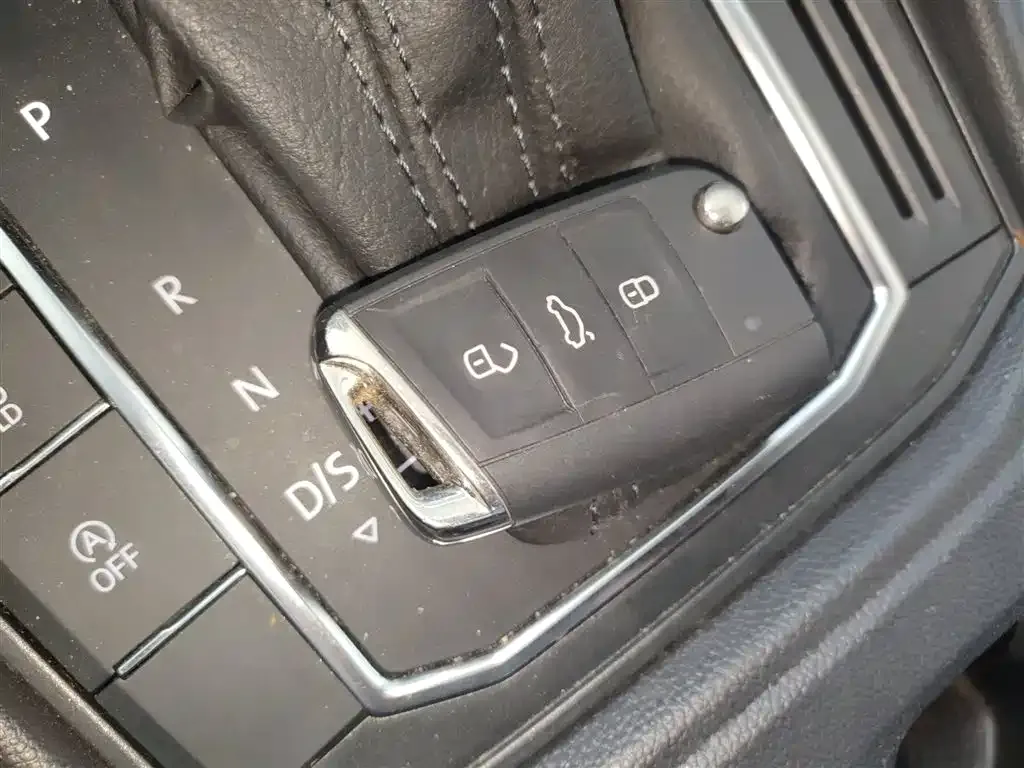 Volkswagen Lavida 2022 из CN, фото 7