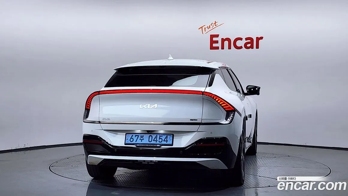 Kia EV6 — фото 6