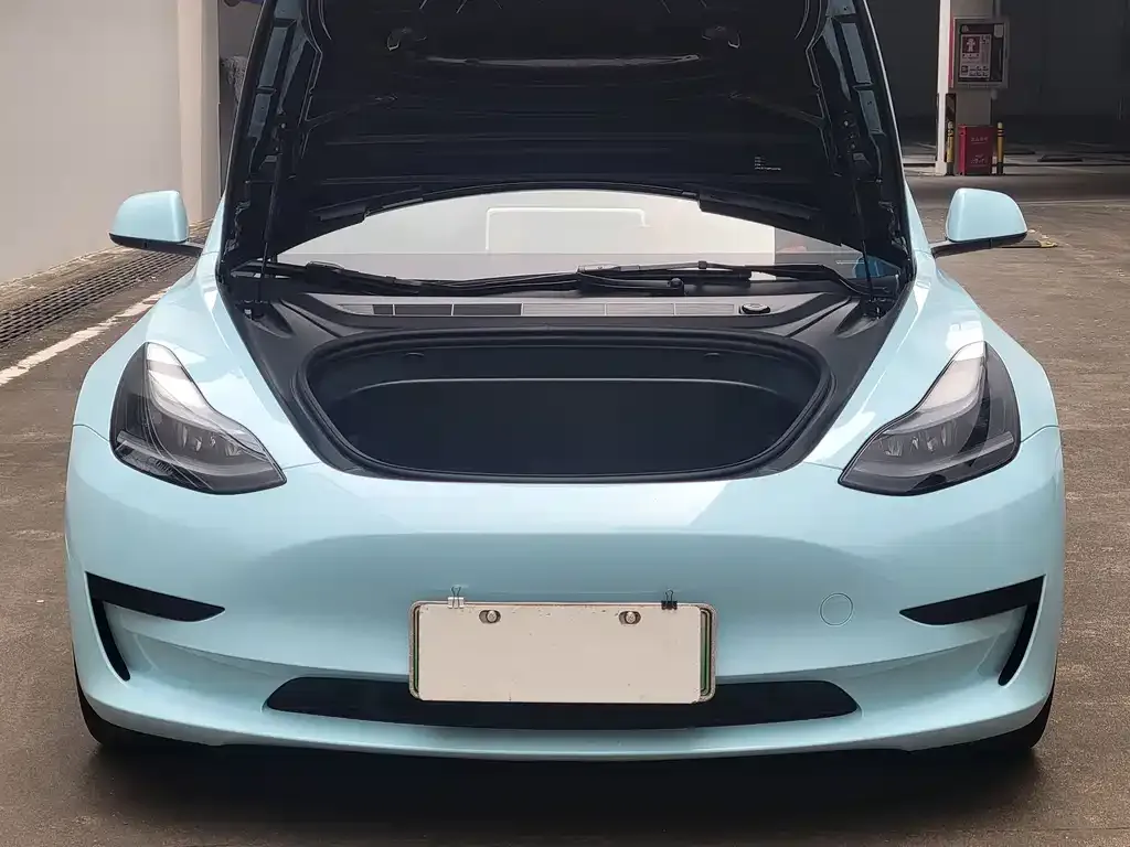 Tesla Model 3 — фото 6