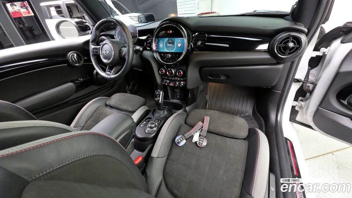 Mini Cooper 2022 из KR, фото 8