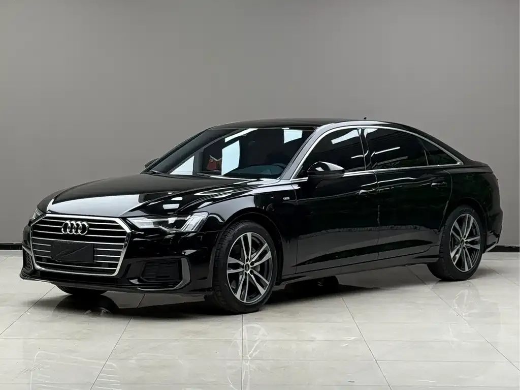 Audi A6L — фото 1
