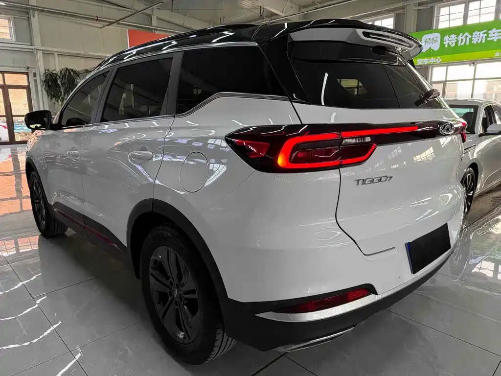 Chery Tiggo 7 — фото 8