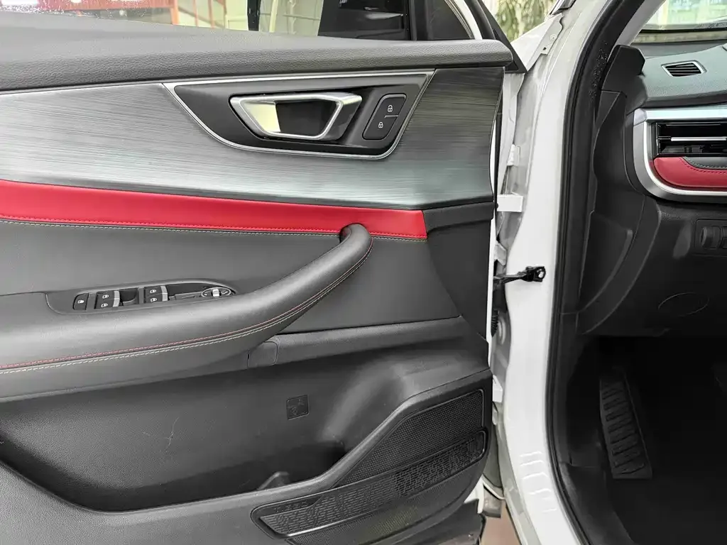 Chery Tiggo 7 — фото 10