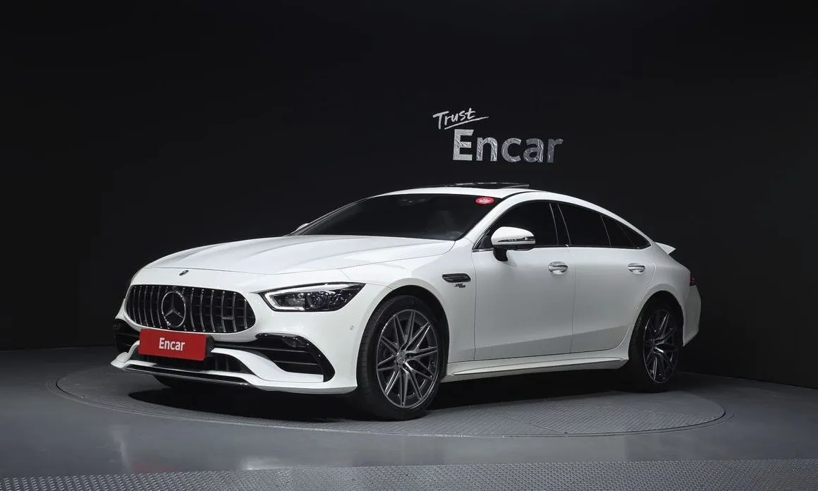 Mercedes-Benz AMG GT — фото 1