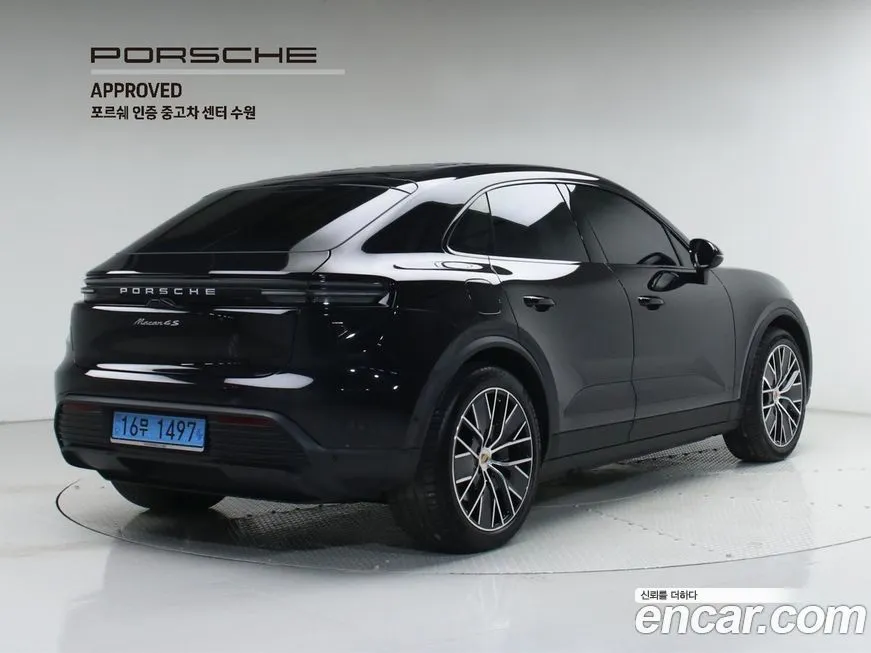 Porsche Macan — фото 3