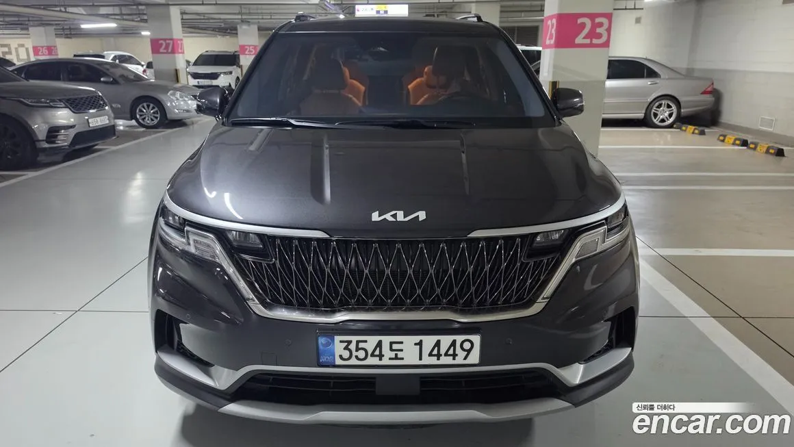 Kia Carnival — фото 1