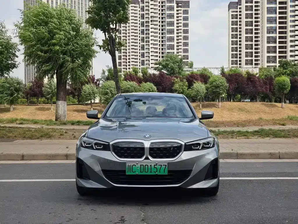 BMW i3 — фото 7