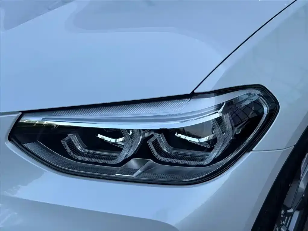 BMW X3 — фото 8