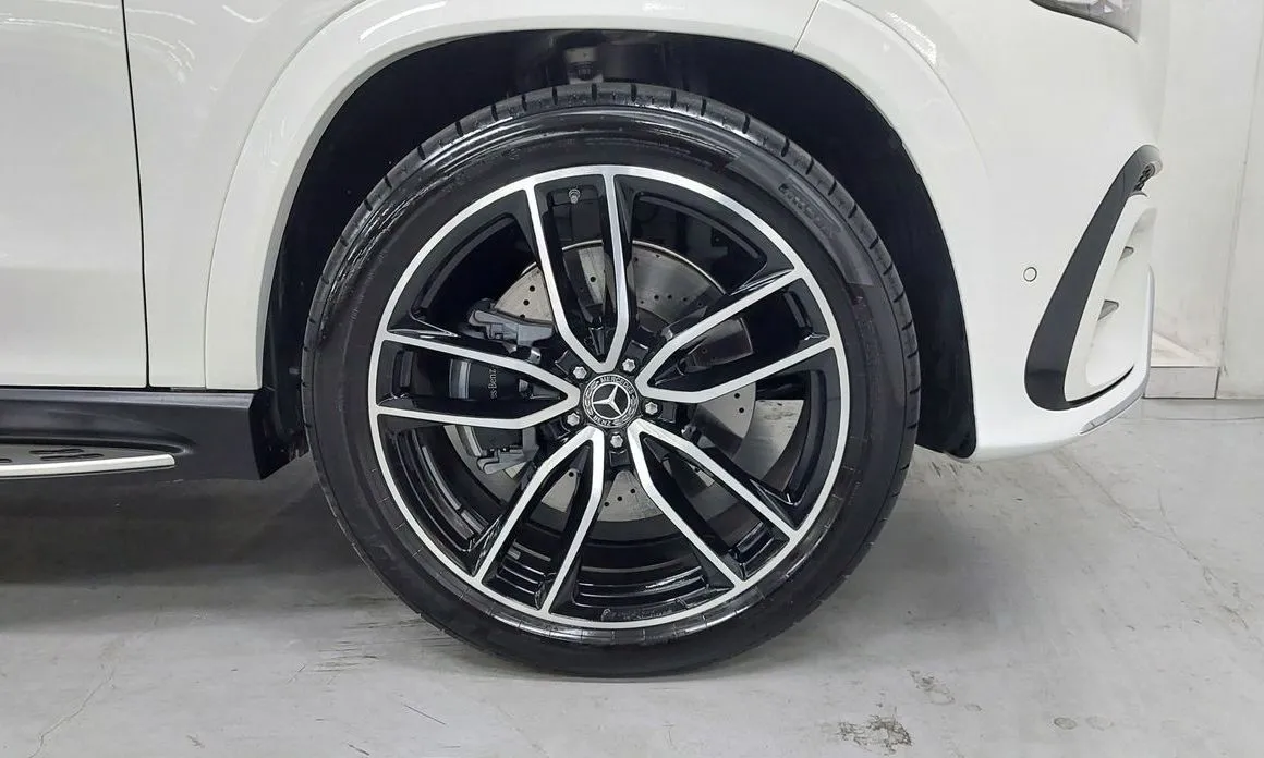 Mercedes-Benz GLS-Class — фото 4