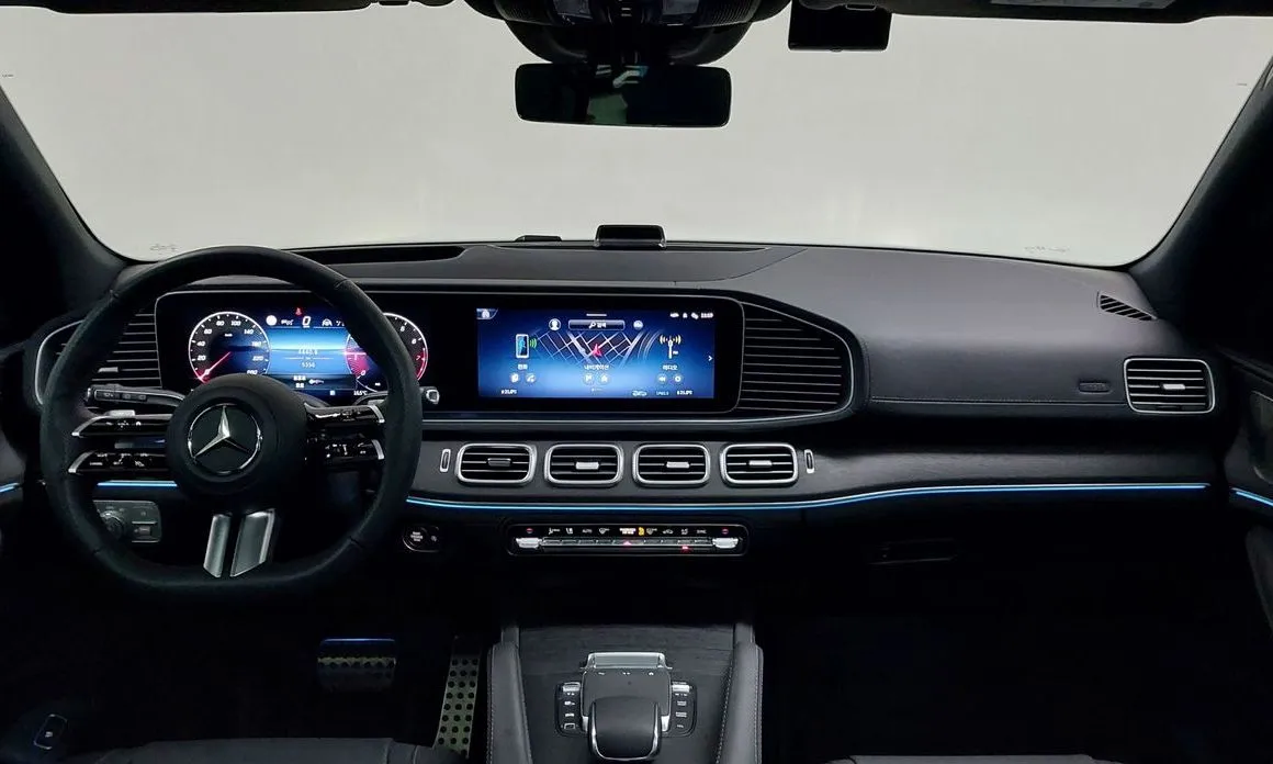 Mercedes-Benz GLS-Class — фото 8