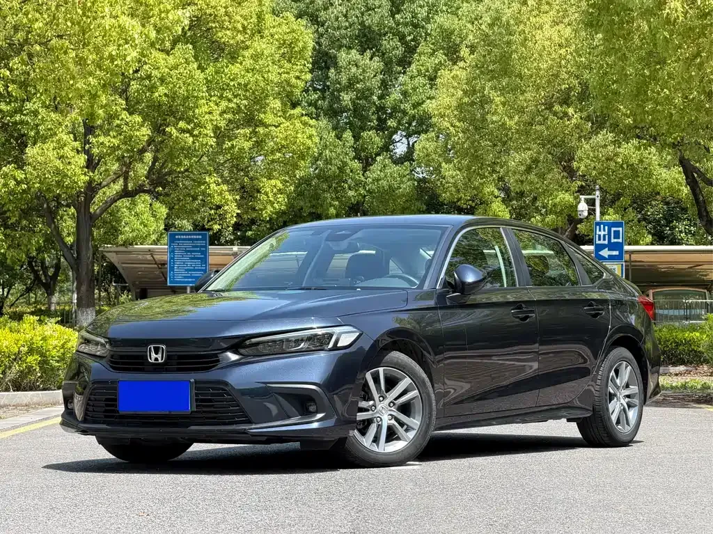 Honda Civic — фото 1
