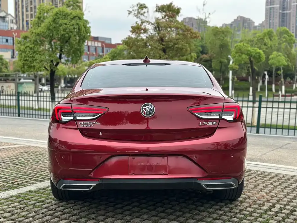 Buick Regal — фото 4