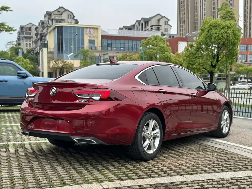 Buick Regal — фото 9