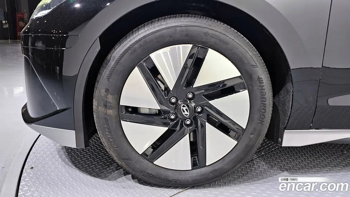 Hyundai Ioniq6 2023 из KR, фото 9