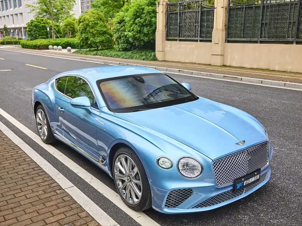 Bentley Continental — фото 8
