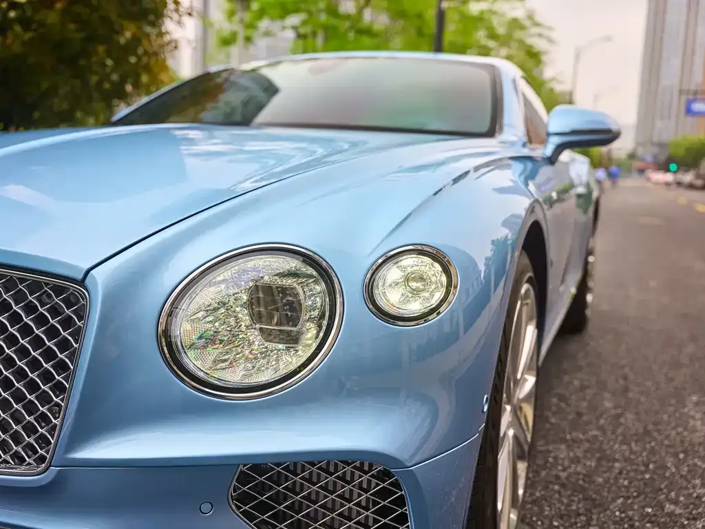 Bentley Continental — фото 2