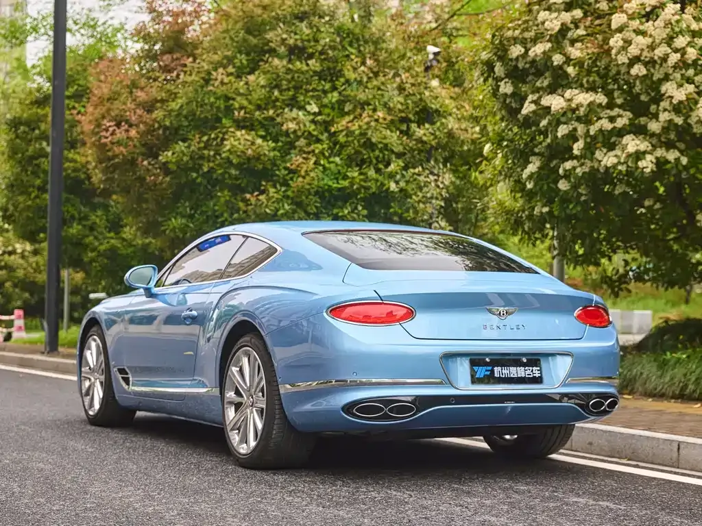 Bentley Continental — фото 7
