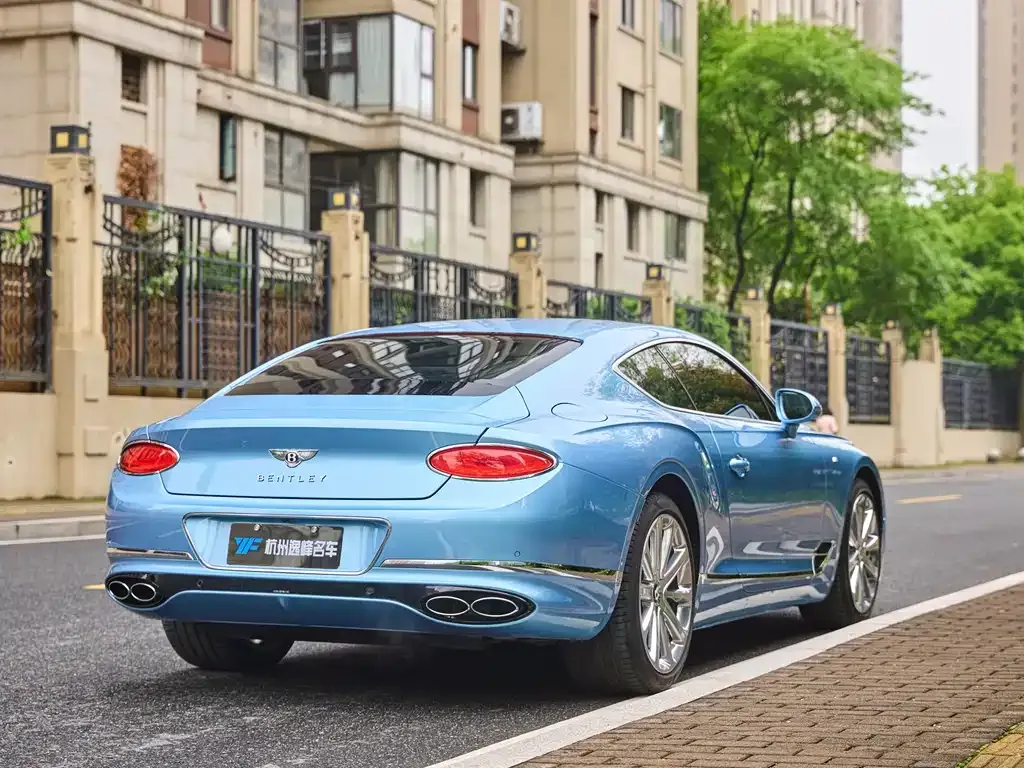 Bentley Continental — фото 10