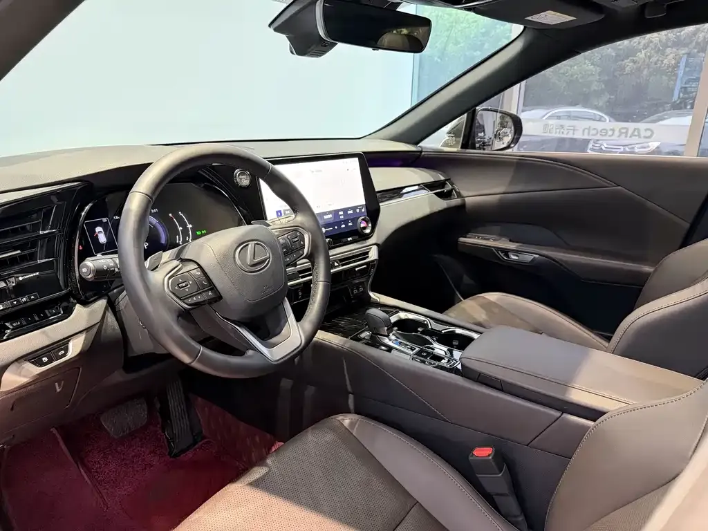 Lexus RX — фото 10