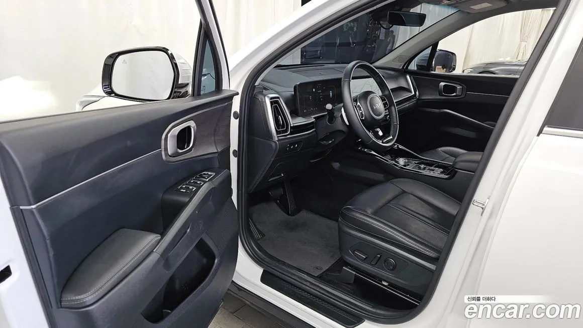 Kia Sorento — фото 5