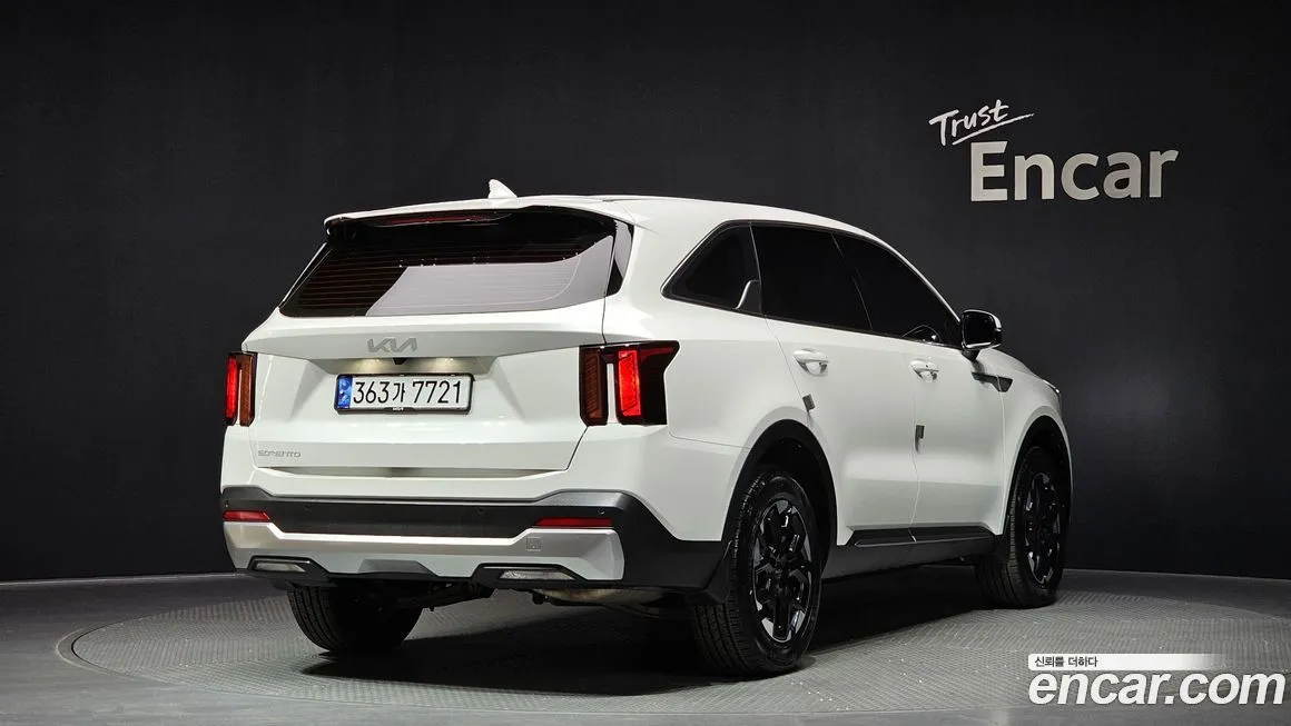 Kia Sorento — фото 4