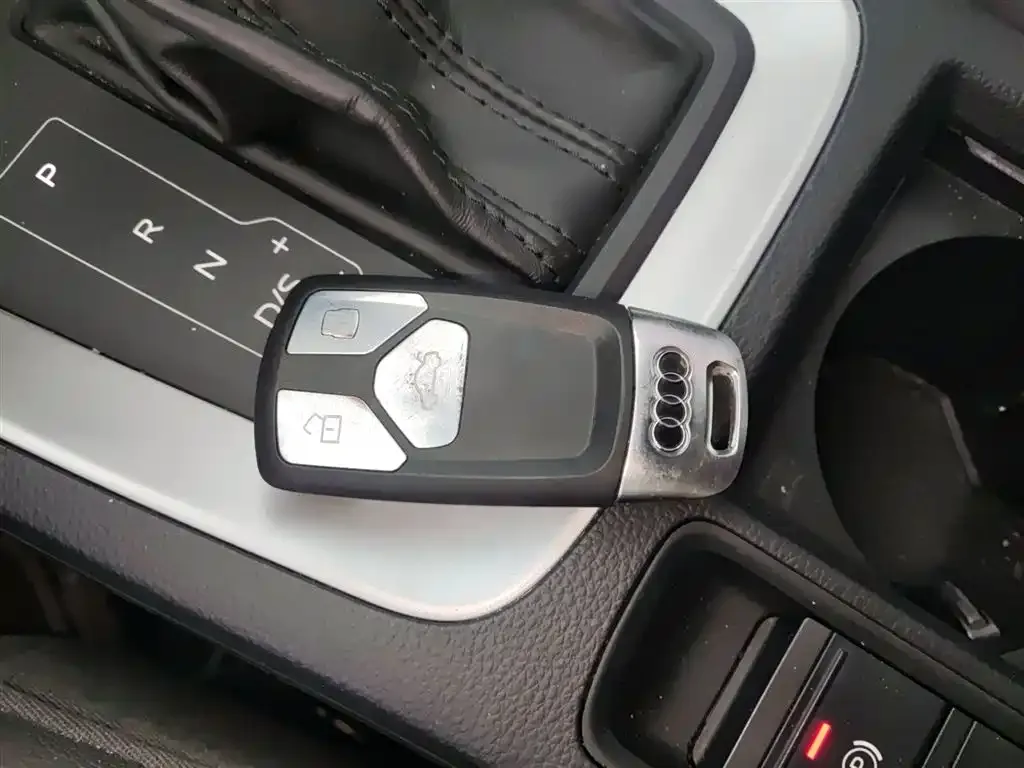 Audi Q3 2021 из CN, фото 2