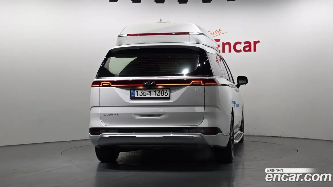 Kia Carnival 2022 из KR, фото 2