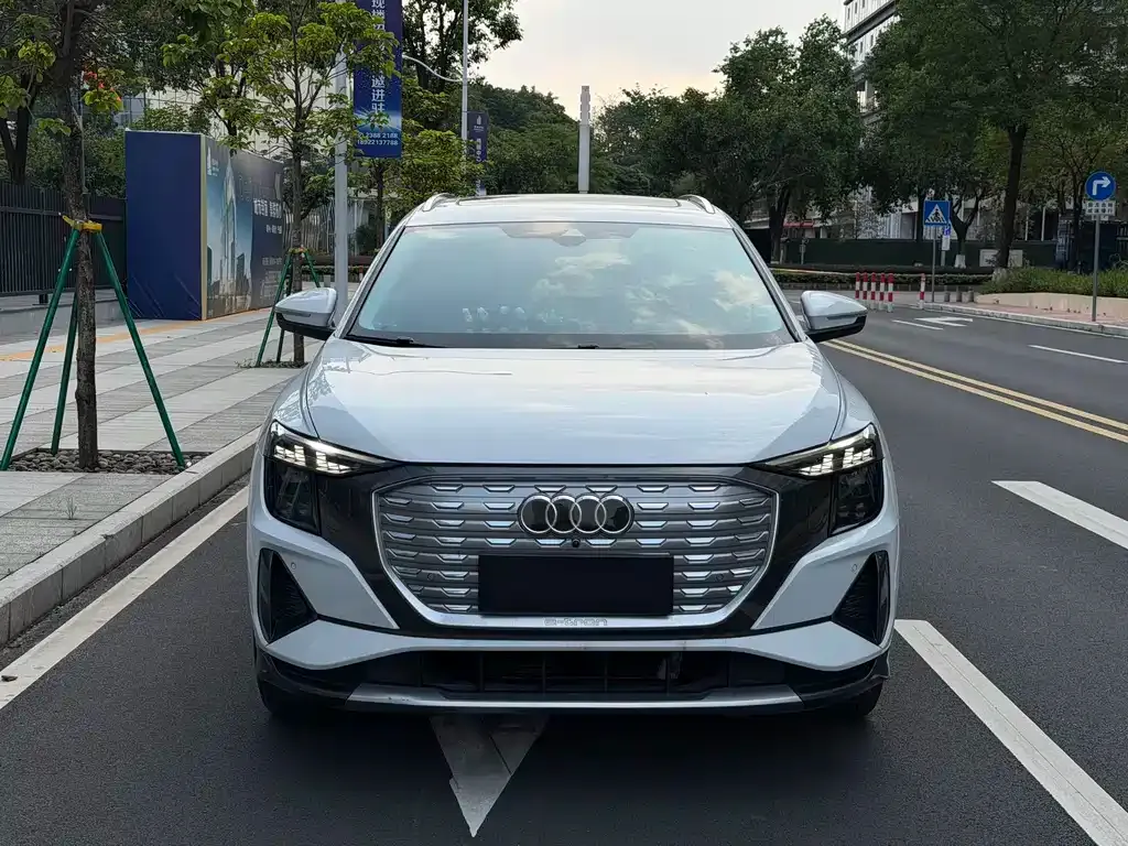 Audi Q5 e-tron 2022 из CN, фото 9