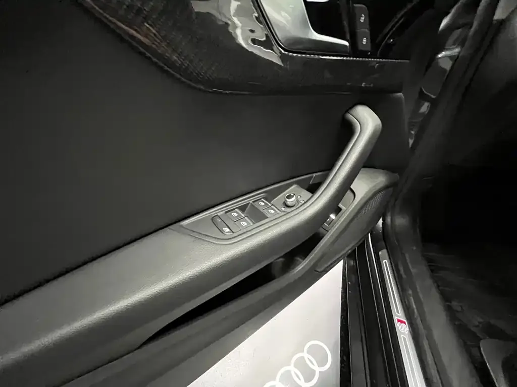 Audi A5 (Import) — фото 2