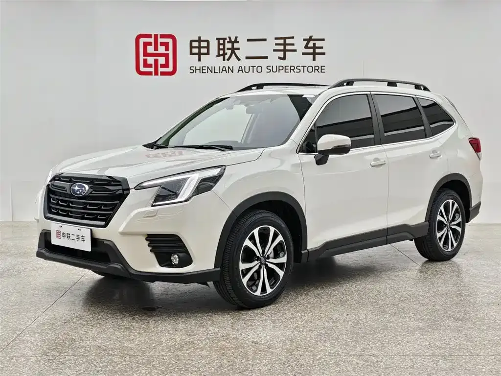 Subaru Forester — фото 1