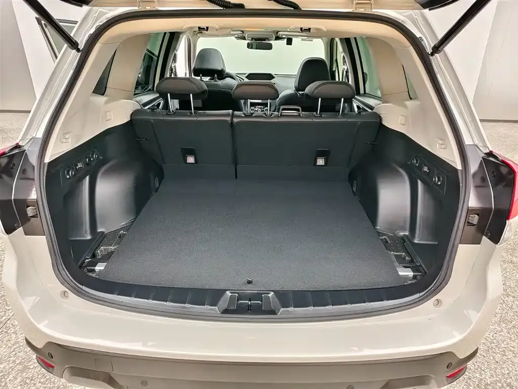 Subaru Forester — фото 3