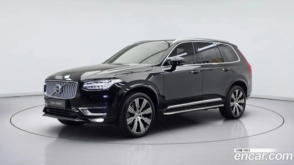 Volvo XC90 — фото 1