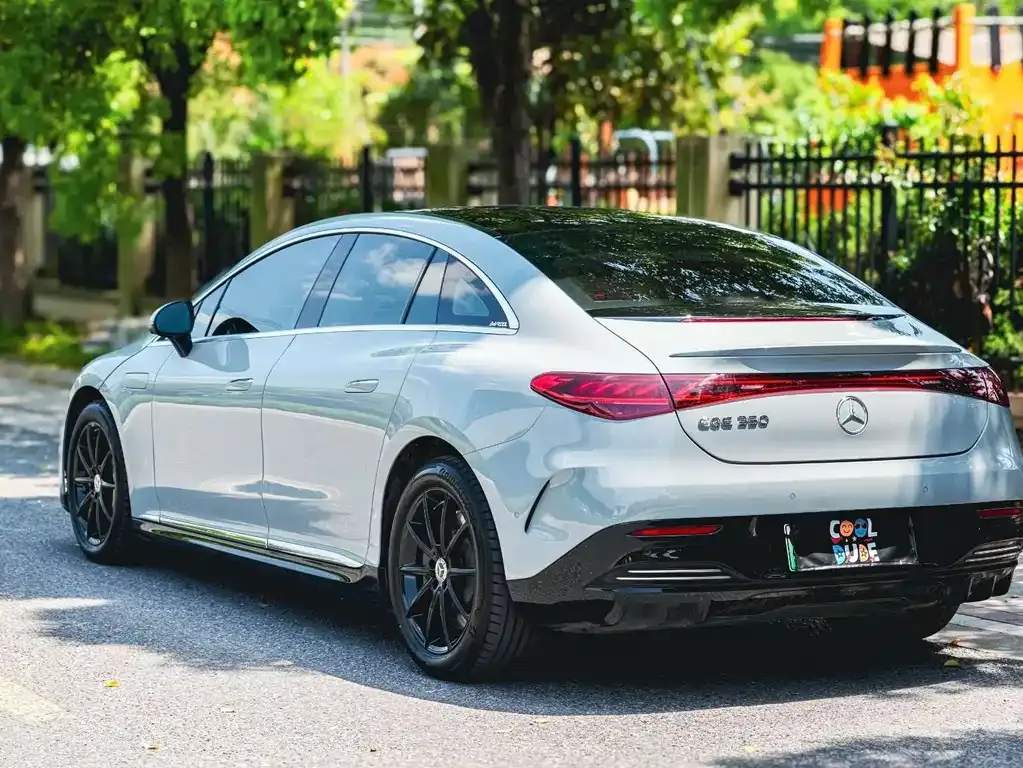 Mercedes-Benz EQE 2023 из CN, фото 8