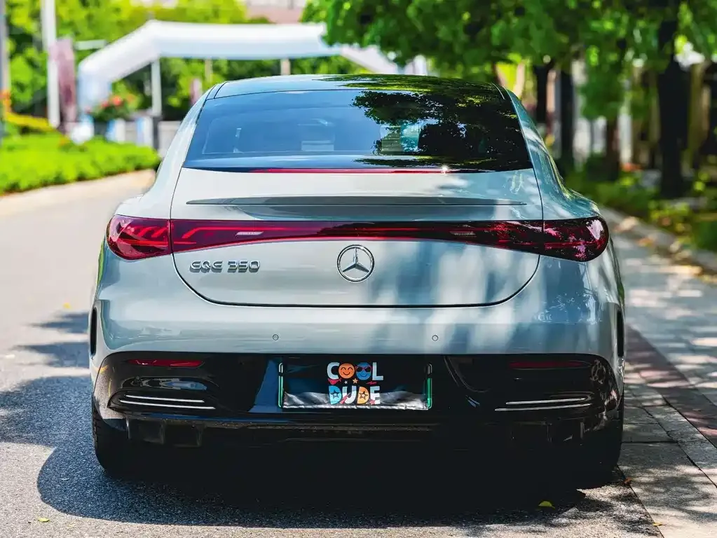 Mercedes-Benz EQE 2023 из CN, фото 5
