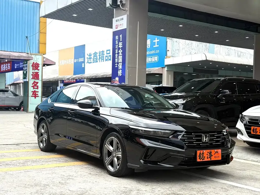 Honda Accord — фото 4