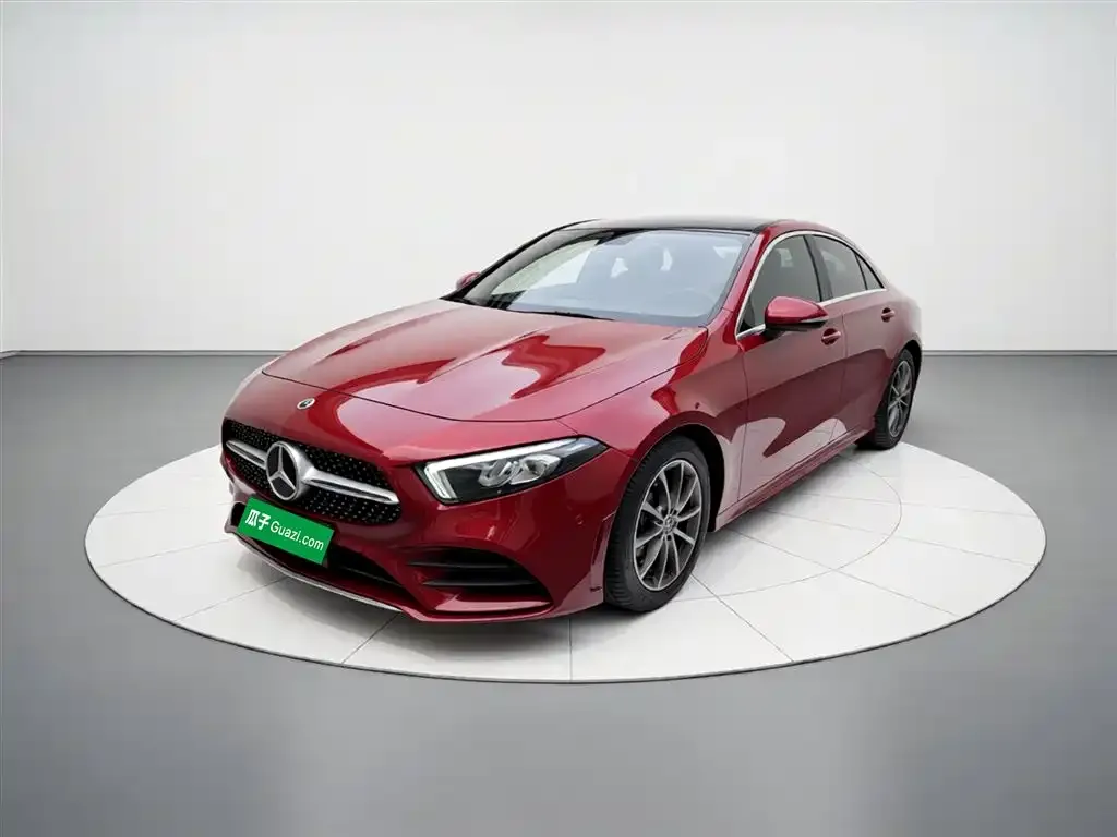 Mercedes-Benz A-Class — фото 1