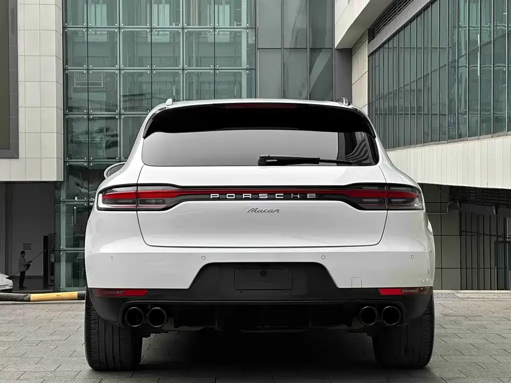 Porsche Macan — фото 7