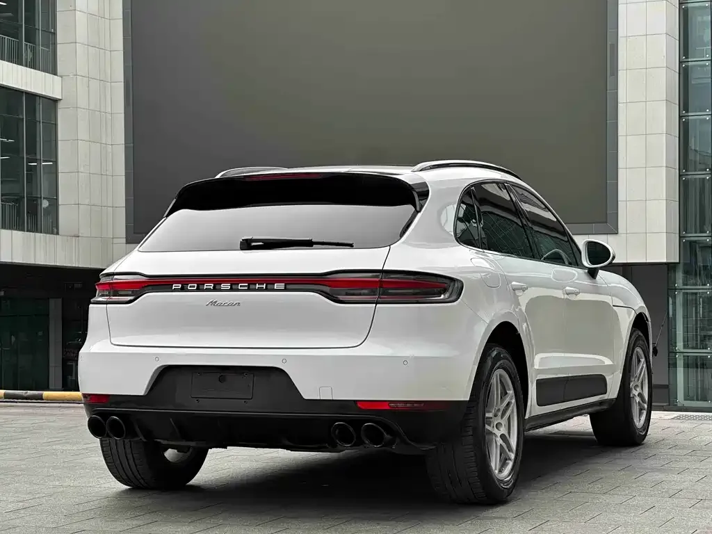 Porsche Macan — фото 3
