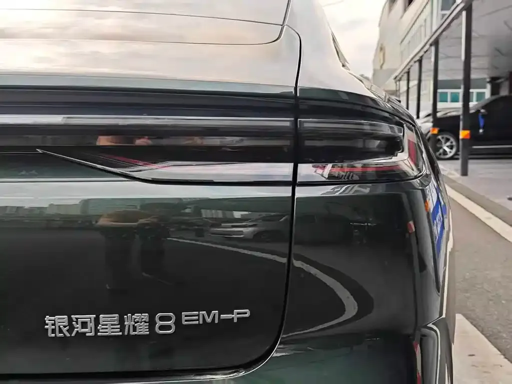 Geely Galaxy Xingyao 8 2025 из CN, фото 4