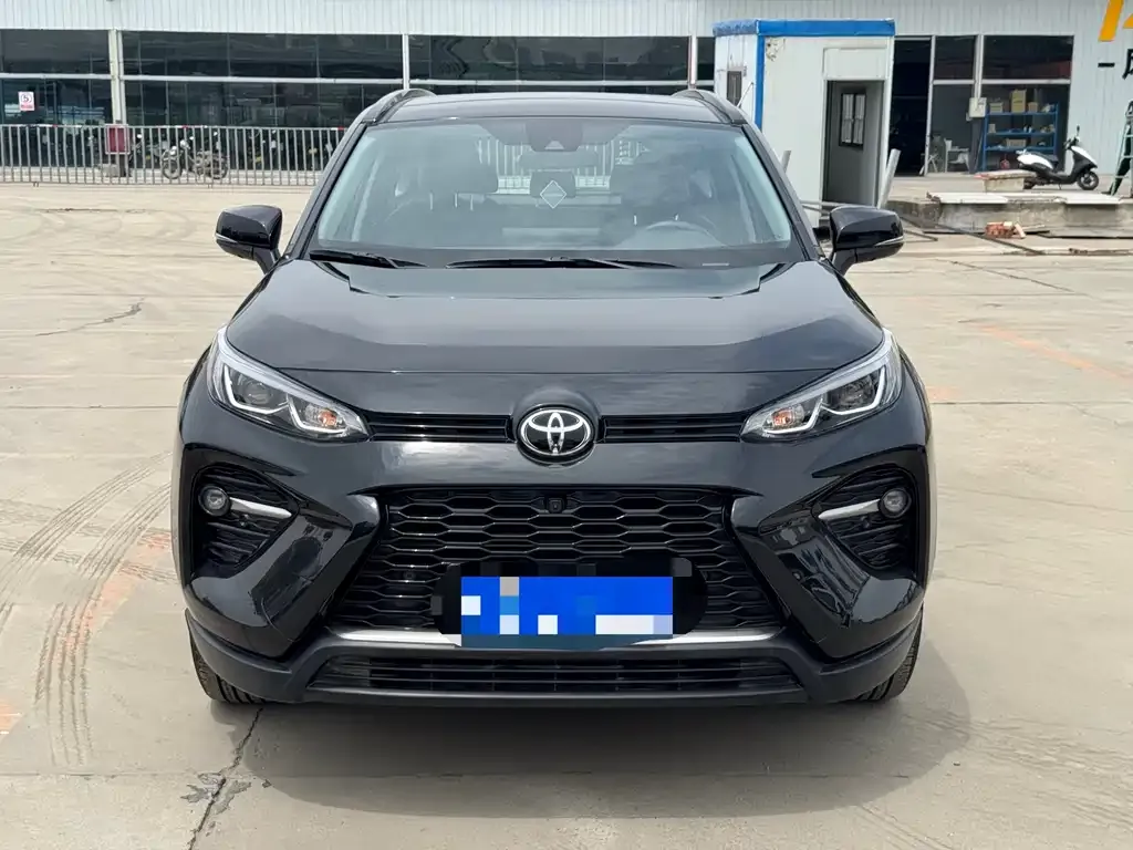 Toyota Wildlander — фото 10