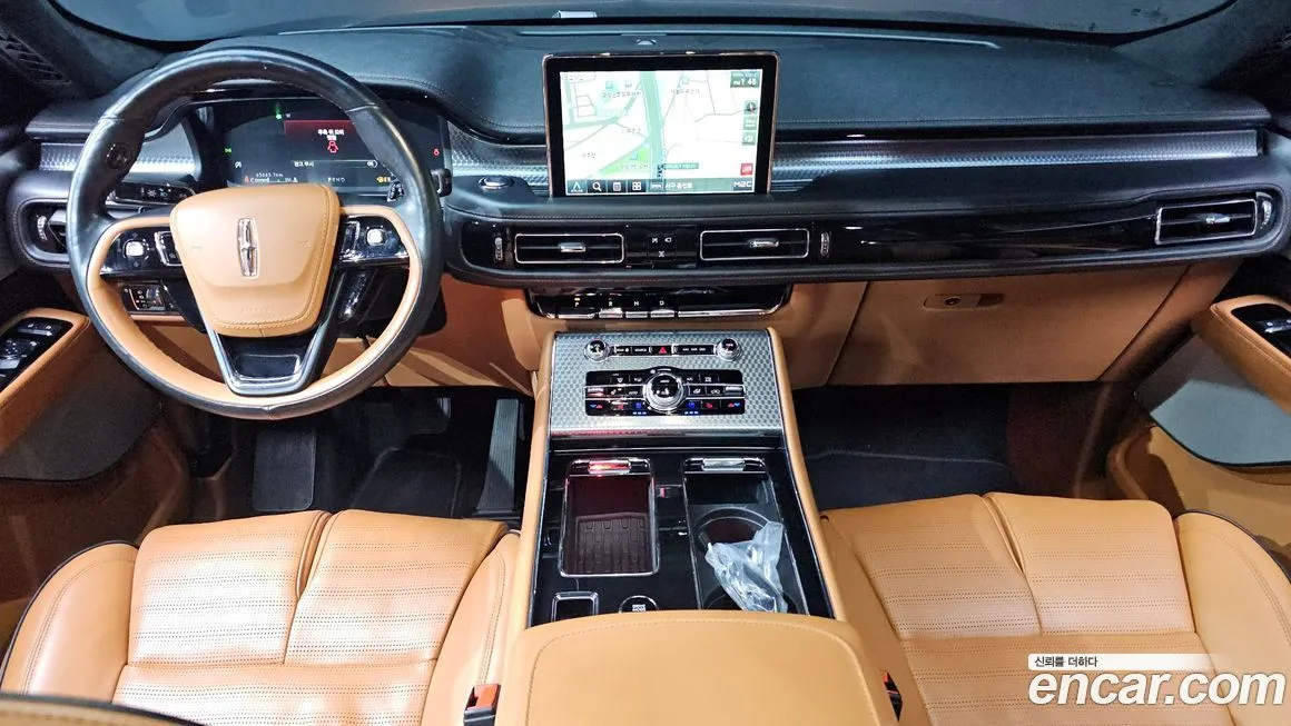 Lincoln Aviator — фото 10
