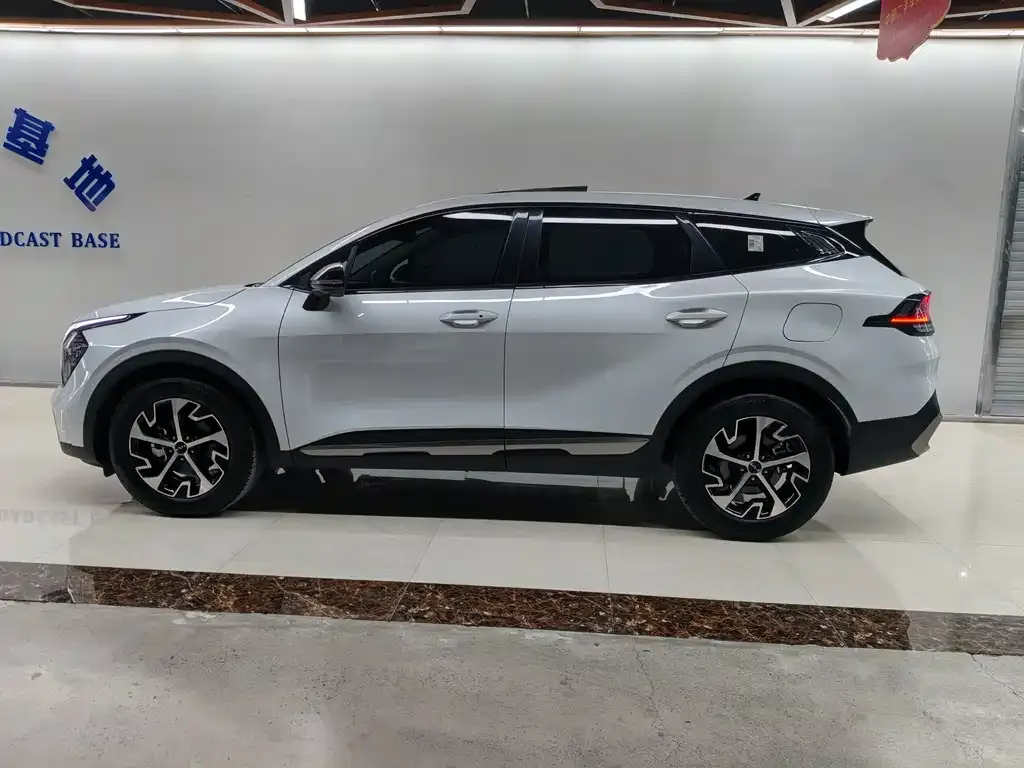 Kia Sportage — фото 5