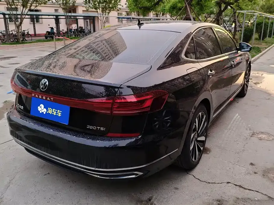 Volkswagen Passat — фото 6