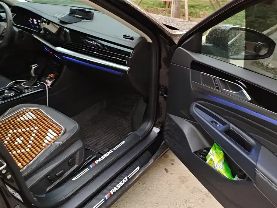 Volkswagen Passat — фото 7
